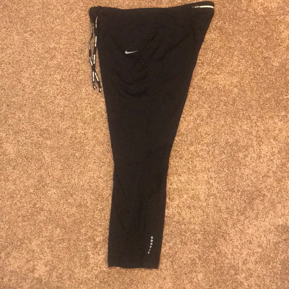 Nike dri-fit capris